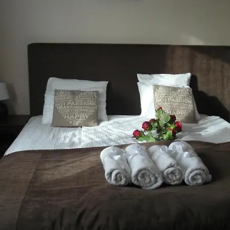 Apartment 50m Od Plazy Z Garazem